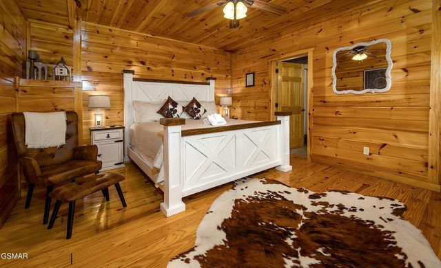 4319 Forest Ridge Way, Pigeon Forge, TN 37863