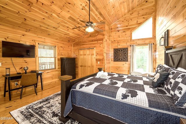 4319 Forest Ridge Way, Pigeon Forge, TN 37863