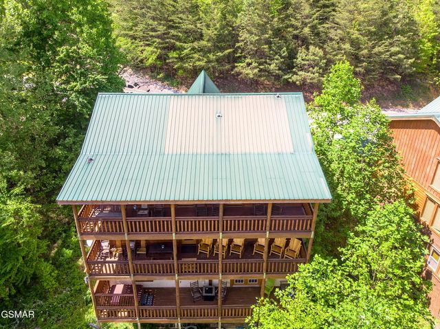 4319 Forest Ridge Way, Pigeon Forge, TN 37863