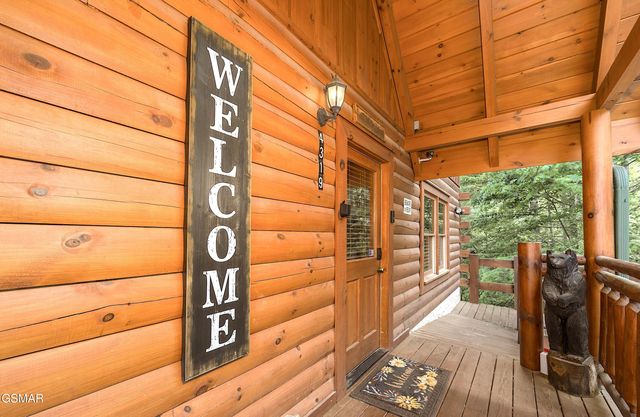 4319 Forest Ridge Way, Pigeon Forge, TN 37863