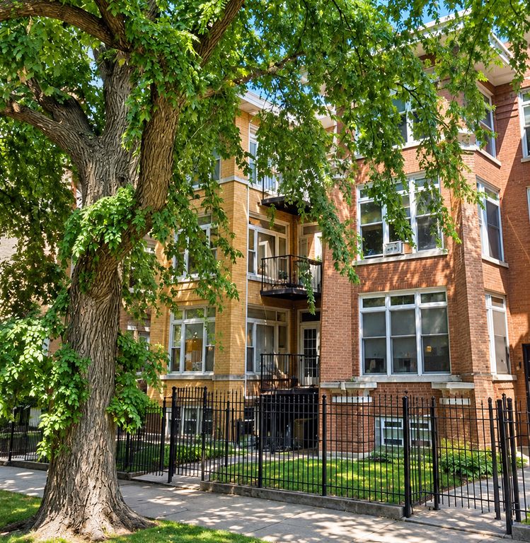 4823 N Sawyer Avenue 1, Chicago, IL 60625