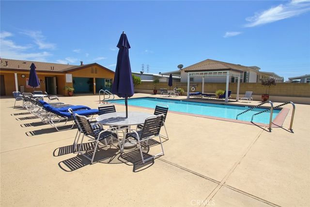 9850 Garfield 129, Huntington Beach, CA 92646