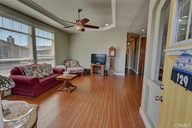 9850 Garfield 129, Huntington Beach, CA 92646