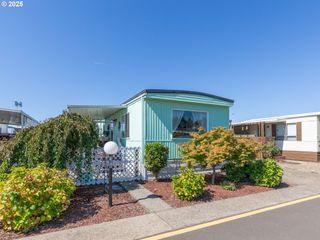 2902 E 2nd St 106, Newberg, OR 97132
