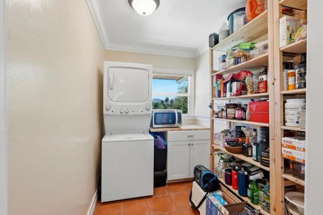 1741 Alta Vista Drive, Vista, CA 92084