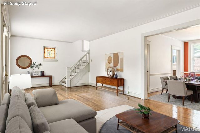 7153 Pershing Avenue, University City, MO 63130