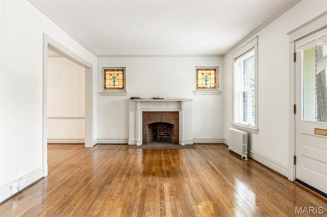7153 Pershing Avenue, University City, MO 63130