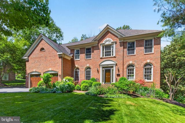 1208 INGLESIDE AVE, Mclean, VA 22101