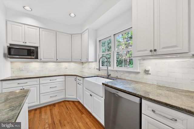 1208 INGLESIDE AVE, Mclean, VA 22101