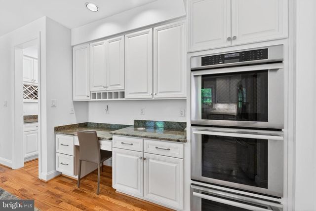 1208 INGLESIDE AVE, Mclean, VA 22101