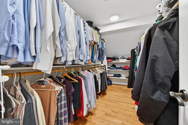 1208 INGLESIDE AVE, Mclean, VA 22101