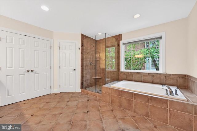 1208 INGLESIDE AVE, Mclean, VA 22101