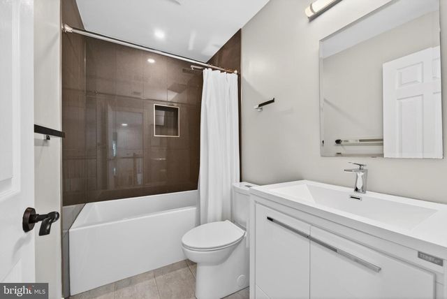 1208 INGLESIDE AVE, Mclean, VA 22101