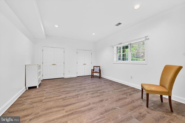 1208 INGLESIDE AVE, Mclean, VA 22101