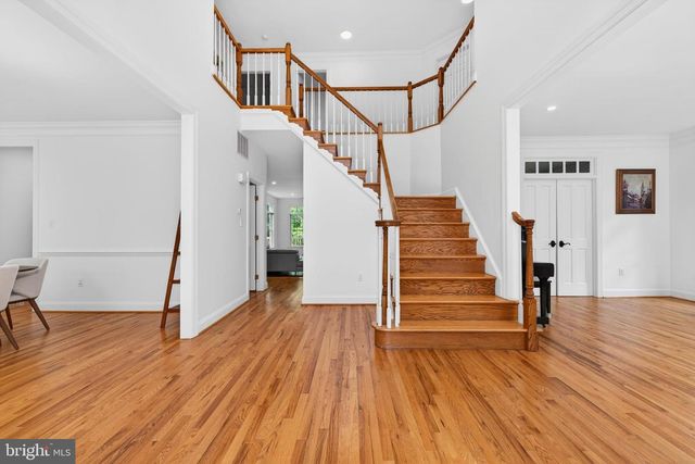 1208 INGLESIDE AVE, Mclean, VA 22101