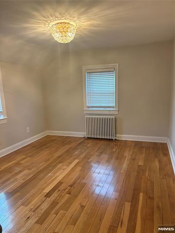 80 Carlton Avenue, East Rutherford, NJ 07073