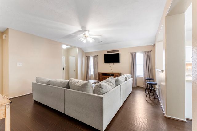 8011 Ginger Park Drive, Baytown, TX 77521