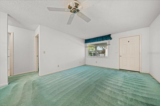 9377 SW 90TH COURT E, Ocala, FL 34481