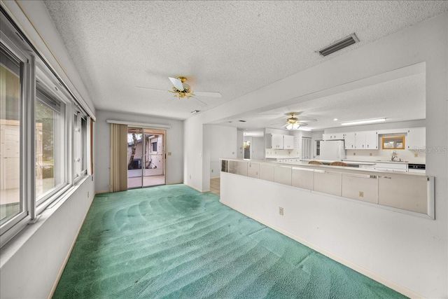 9377 SW 90TH COURT E, Ocala, FL 34481