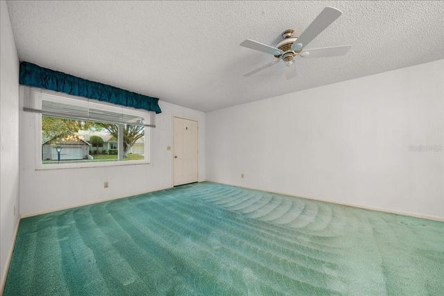 9377 SW 90TH COURT E, Ocala, FL 34481