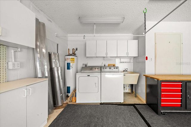 9377 SW 90TH COURT E, Ocala, FL 34481