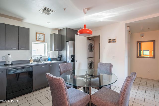 1111 W UNIVERSITY Drive 2012, Tempe, AZ 85281