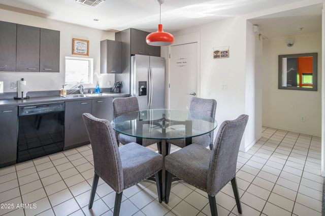 1111 W UNIVERSITY Drive 2012, Tempe, AZ 85281