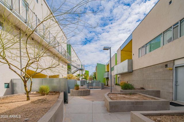 1111 W UNIVERSITY Drive 2012, Tempe, AZ 85281