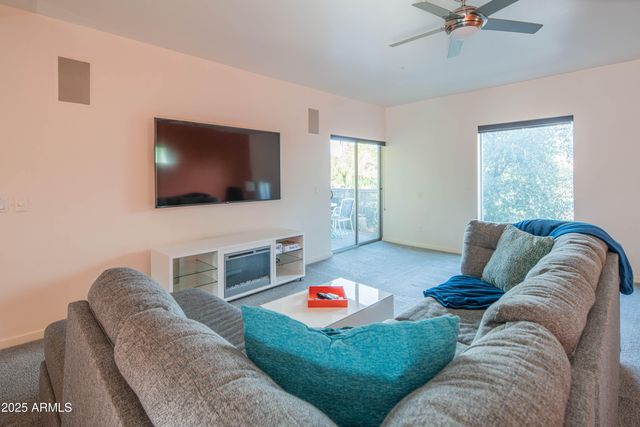 1111 W UNIVERSITY Drive 2012, Tempe, AZ 85281