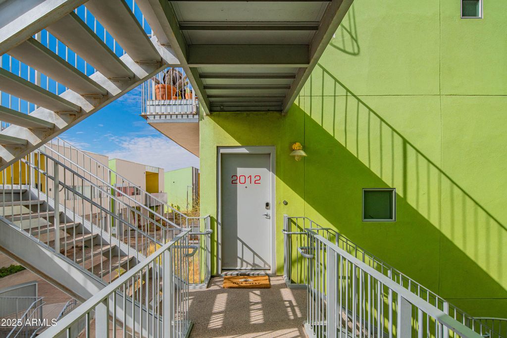1111 W UNIVERSITY Drive 2012, Tempe, AZ 85281
