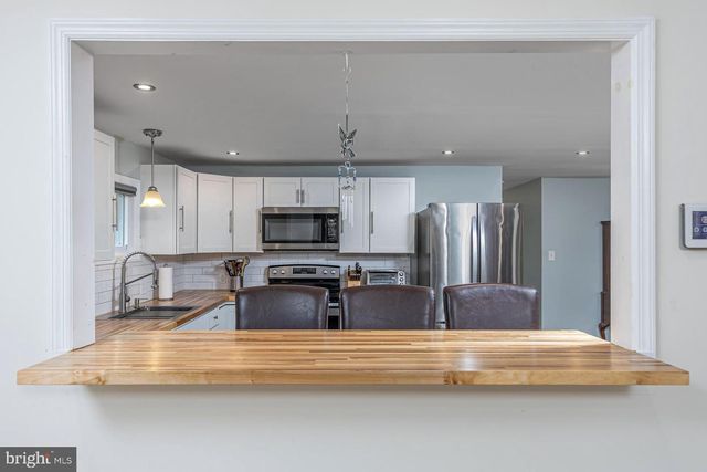 108 HAMMONTON RD, Buena, NJ 08310