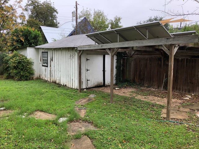 2107 Newton ST, Austin, TX 78704