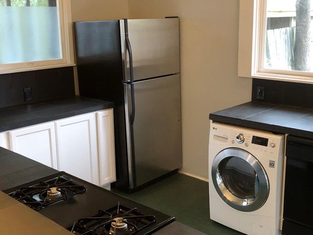 2107 Newton ST, Austin, TX 78704