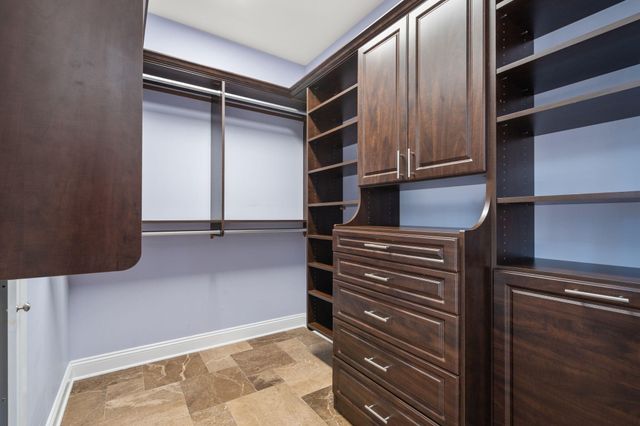 1240 Ryder Road, Chesterton, IN 46304