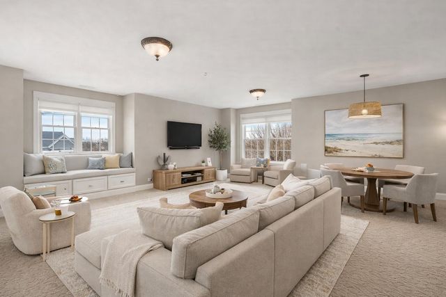 1240 Ryder Road, Chesterton, IN 46304