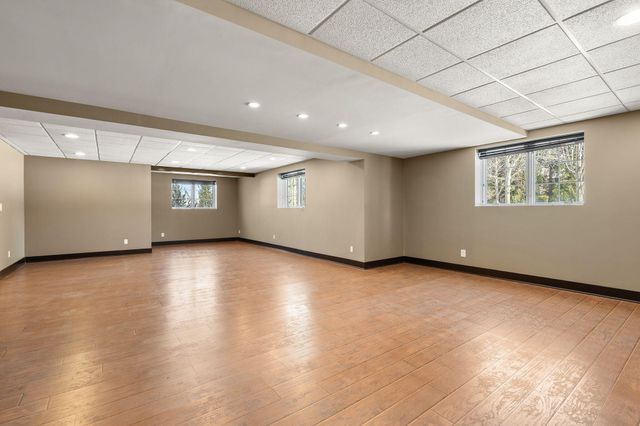 1240 Ryder Road, Chesterton, IN 46304