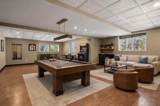 1240 Ryder Road, Chesterton, IN 46304