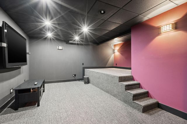 1240 Ryder Road, Chesterton, IN 46304