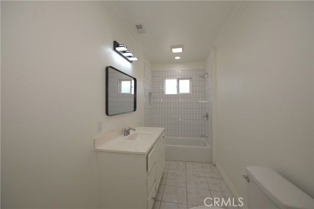 1211 S Merrill, Corona, CA 92882