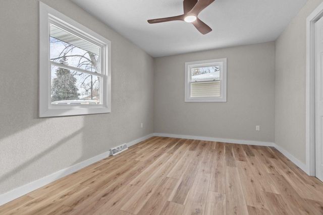 216 PLUMMER AVENUE, Neenah, WI 54956