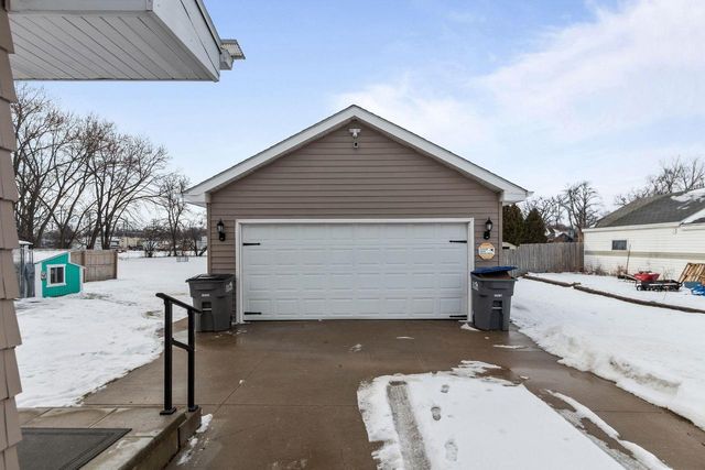 216 PLUMMER AVENUE, Neenah, WI 54956