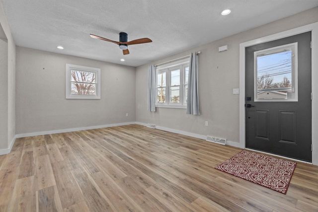 216 PLUMMER AVENUE, Neenah, WI 54956