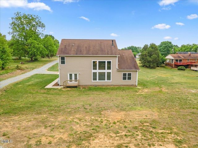 704 Haw River Hopedale Road, Burlington, NC 27217