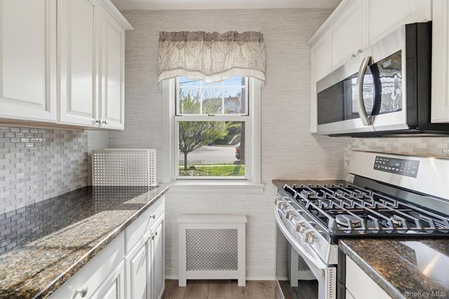 121 Columbus Avenue 1B, West Harrison, NY 10604