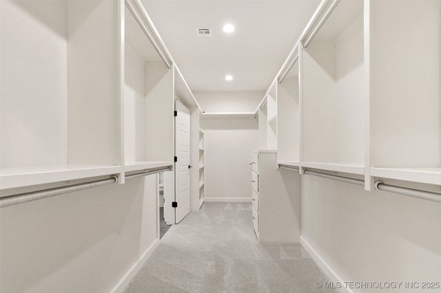 12015 S Urbana Avenue, Tulsa, OK 74137