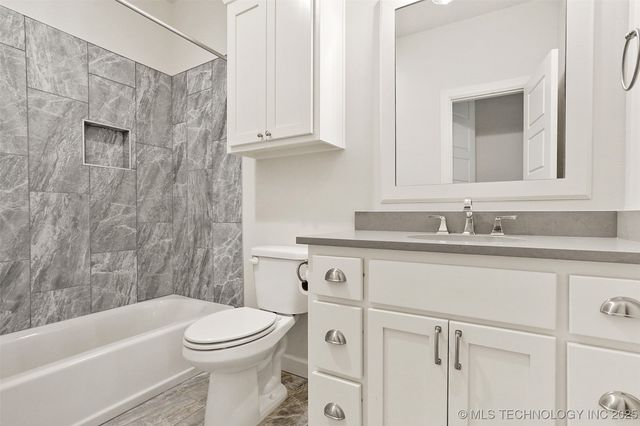 12015 S Urbana Avenue, Tulsa, OK 74137