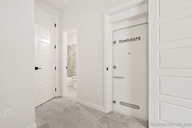 12015 S Urbana Avenue, Tulsa, OK 74137