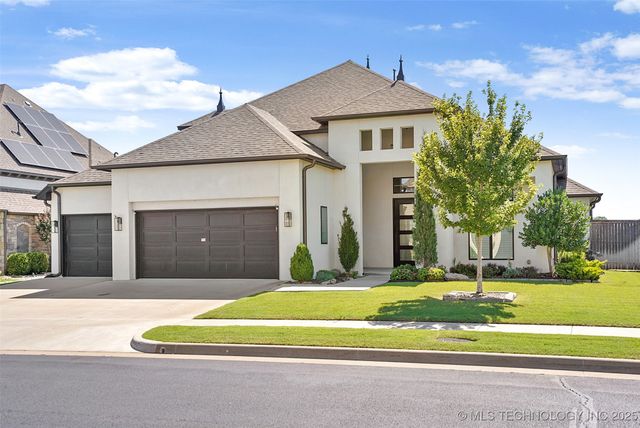 12015 S Urbana Avenue, Tulsa, OK 74137