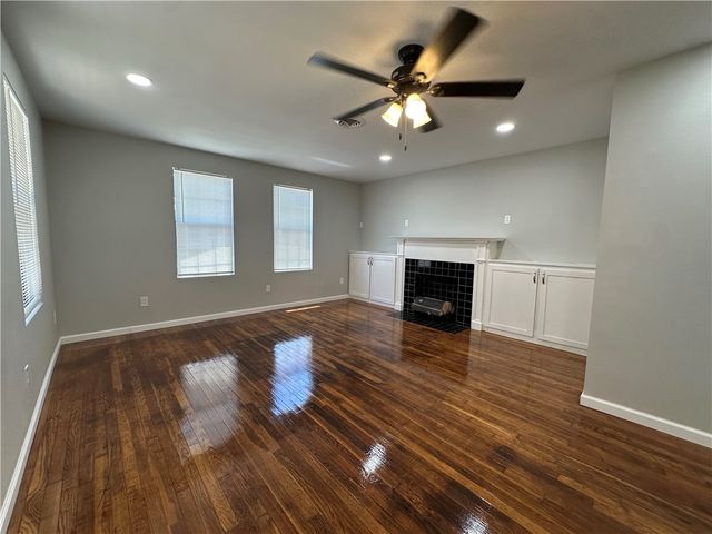 745 S Rife St, Aransas Pass, TX 78336