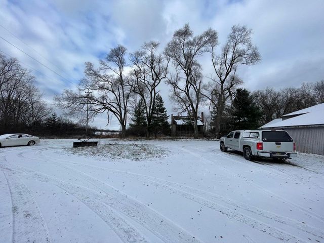 300 Cleveland Street, Chelsea, MI 48118